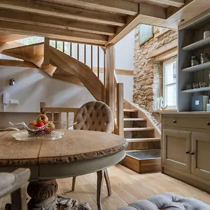 Twin , Luxembourg Luxembourg